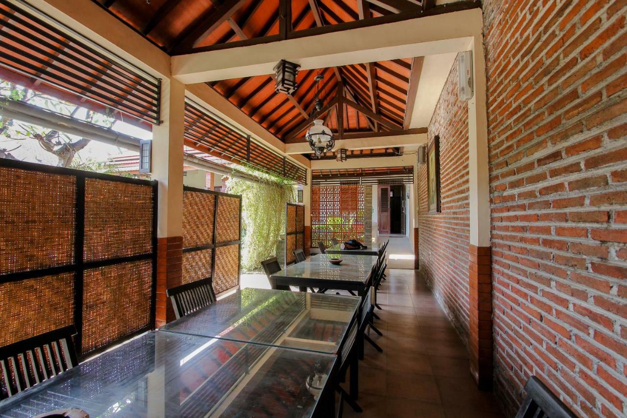 Oyo 1361 Singosari Family Residence Бануванги Екстериор снимка